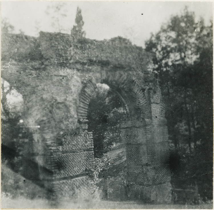 Face ouest de l’aqueduc