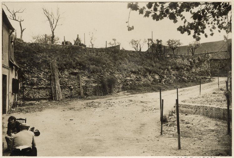 Vue du mur d’enceinte