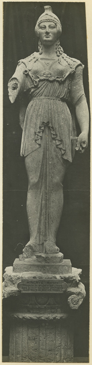 Statue de Minerve