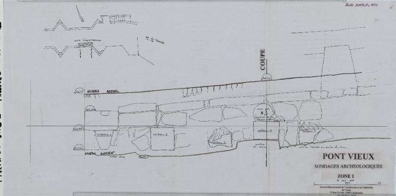 Parapet sud ; sondage archéologique zone 1 ; coupe.