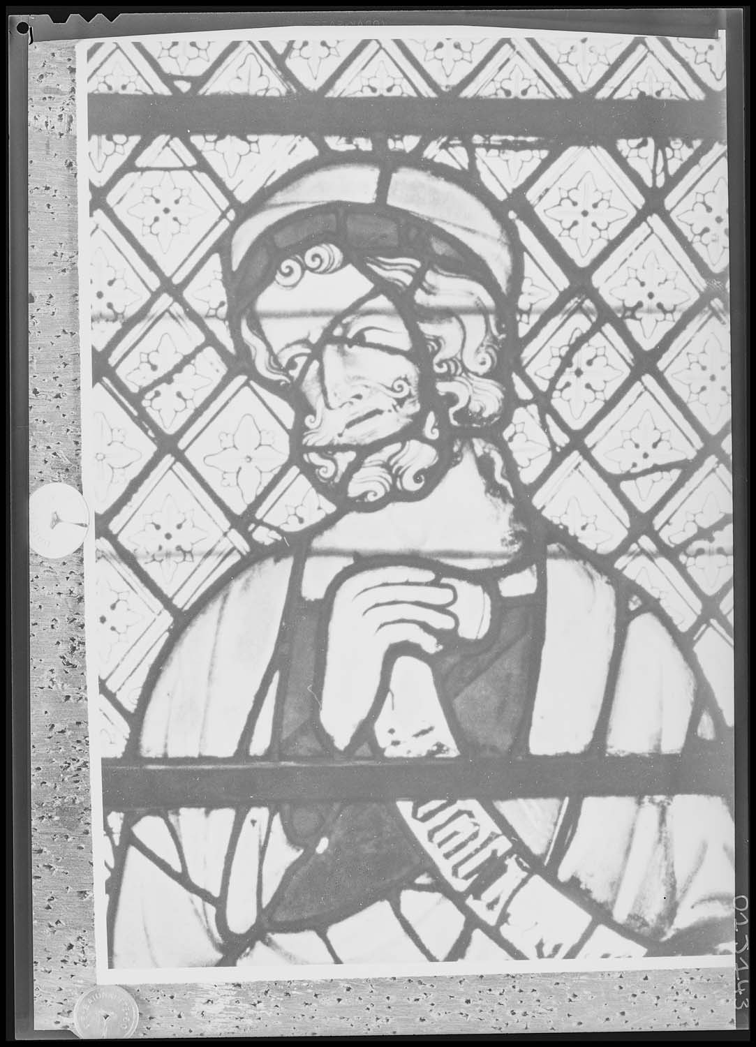 Eglise abbatiale : baie 205