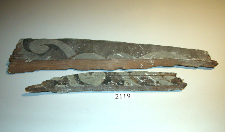 Fragments de bois peint du plafond