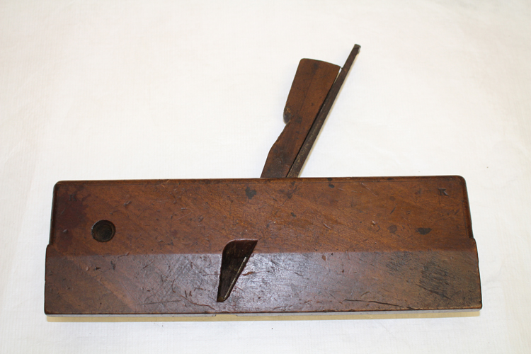 Baguette d’applique, rabot creux pour moulures