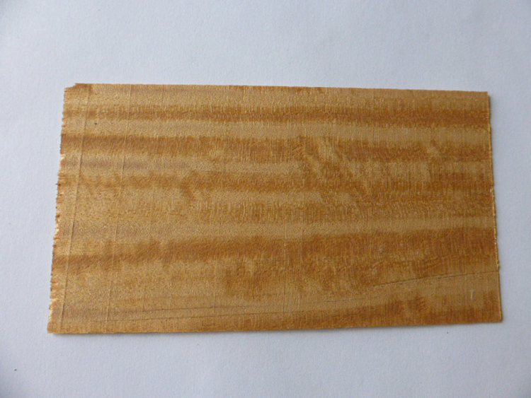 Échantillon de bois : citronnier de Ceylan