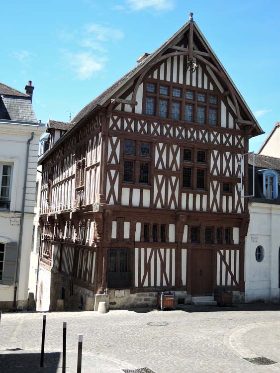 Vue d’ensemble depuis la place