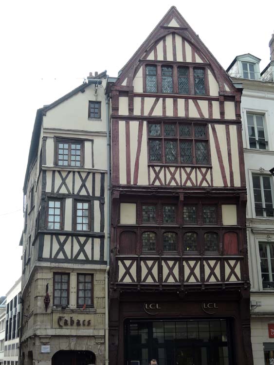 Vue d’ensemble depuis la rue du Gros-Horloge