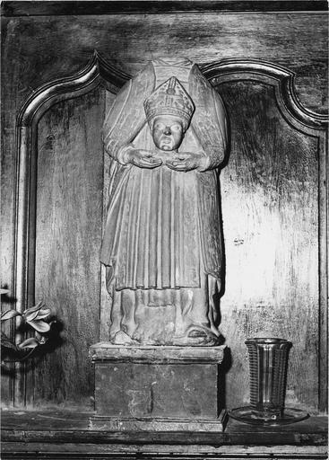 statue : saint Denis, pierre, 16e siècle - © Ministère de la Culture (France), Médiathèque du patrimoine et de la photographie (objets mobiliers), tous droits réservés