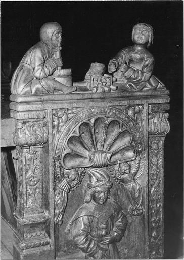 stalles du choeur, bois sculté, 1512, détail du décor sculpté, deux personnages face à face