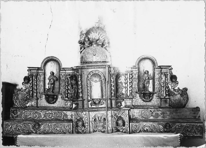 tabernacle du maître-autel, bois doré 18e siècle, vue frontale