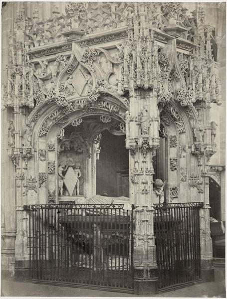 tombeau de Marguerite d'Autriche, femme de Philibert le Beau, vue générale