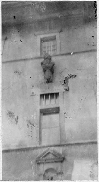 buste (grandeur nature) de Louis-Auguste de Bourbon, vue générale - © Ministère de la Culture (France), Médiathèque du patrimoine et de la photographie (objets mobiliers), tous droits réservés