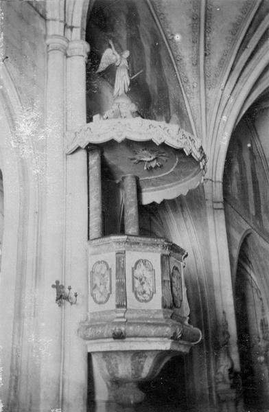 chaire à prêcher, vue générale - © Ministère de la Culture (France), Médiathèque du patrimoine et de la photographie (objets mobiliers), tous droits réservés