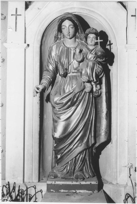 Statue : Vierge à l’Enfant