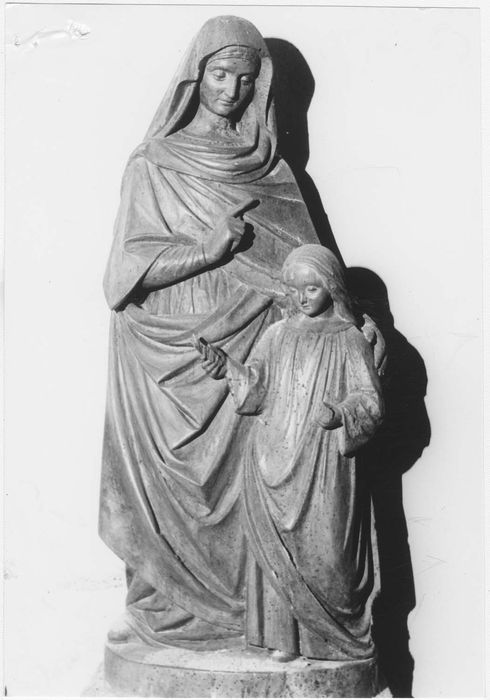 Statue : Sainte Anne