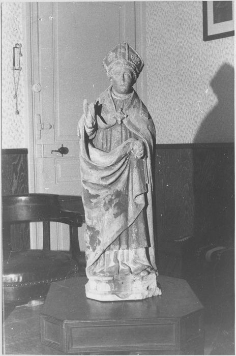 Statue : Saint Claude ?