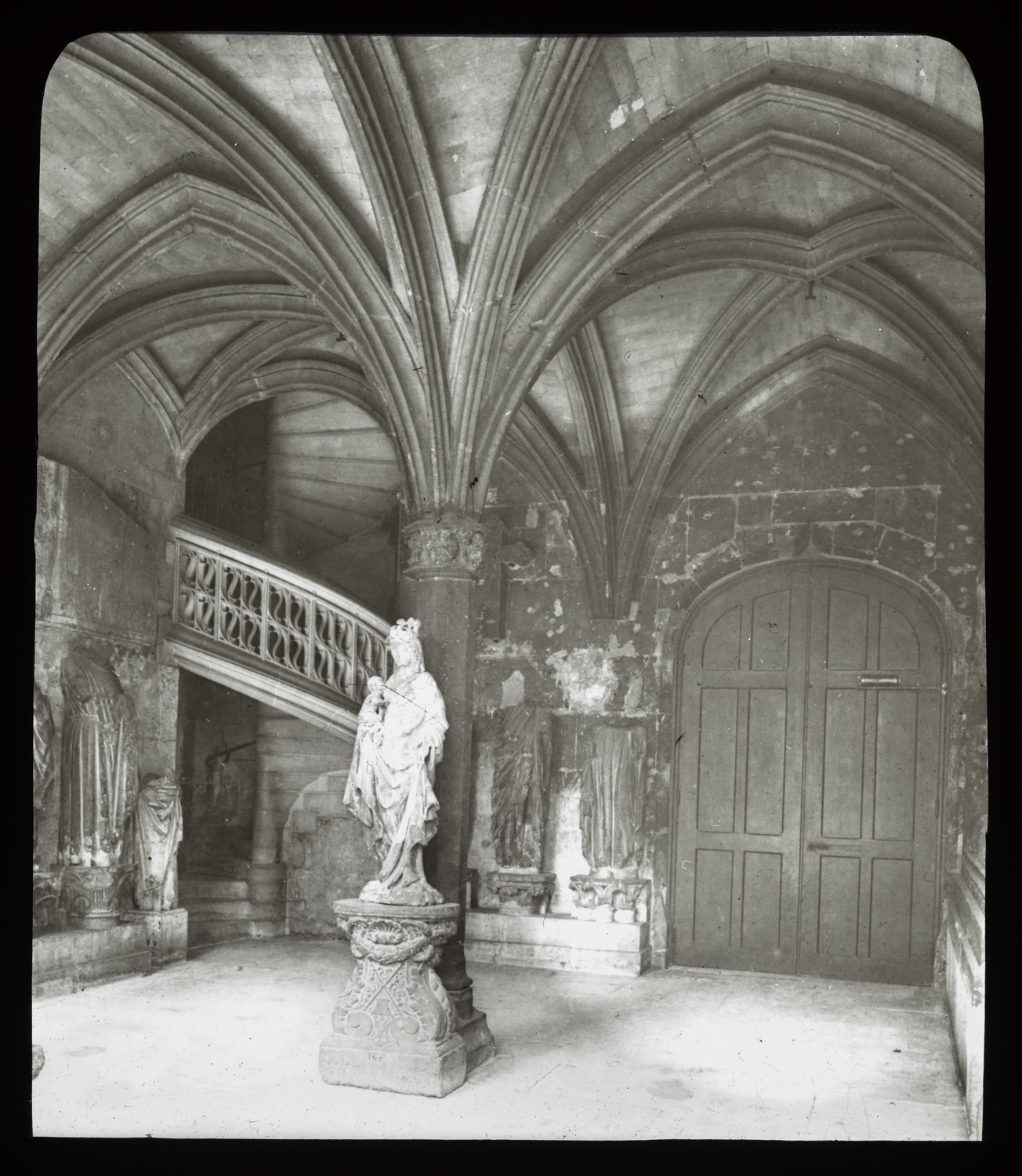 Vestibule de la chapelle