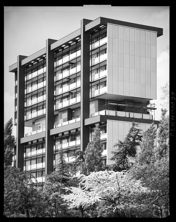 Maison de l’Iran : façade