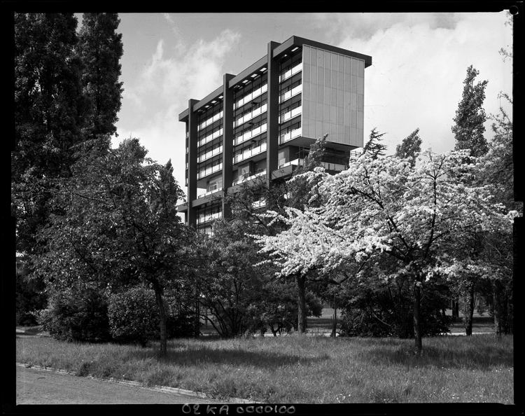 Maison de l’Iran : façade