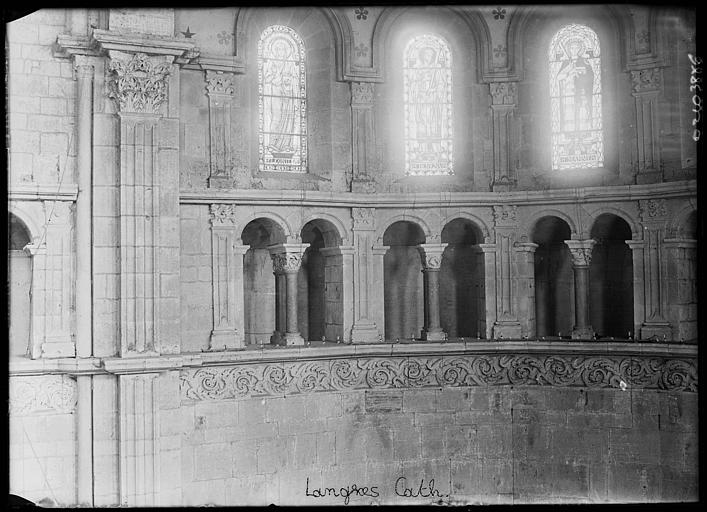 Intérieur : triforium de l'abside