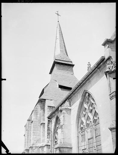 Façade latérale et clocher