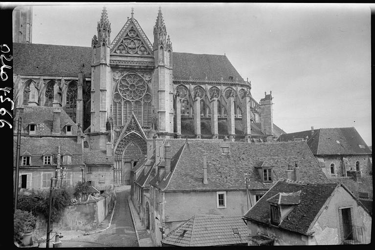 Façade sud : transept