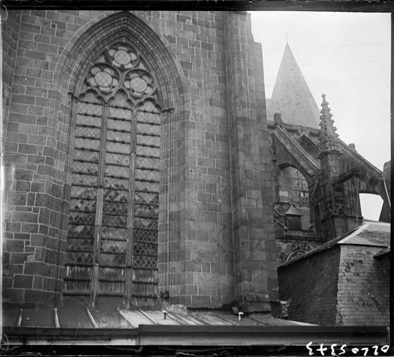 Fenêtre sud du transept