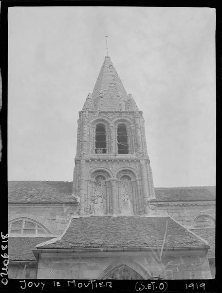 Façade nord, détail et clocher