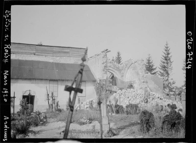 Ruines de la nef, dommages de guerre