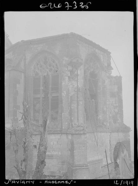 Abside en ruines, dommages de guerre