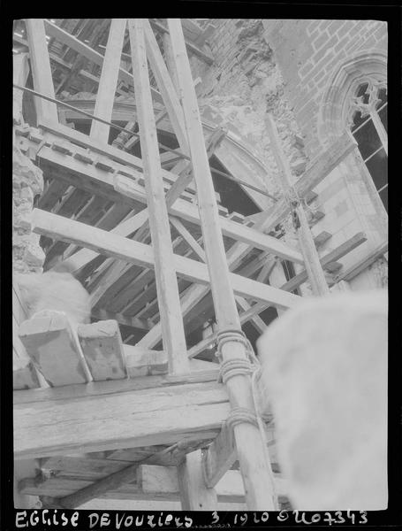 Intérieur en cours de restauration