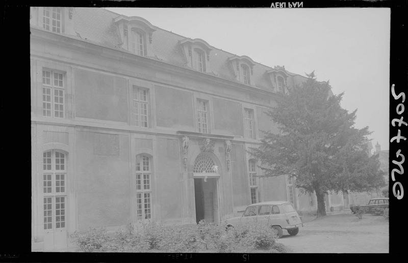 Façade sur cour