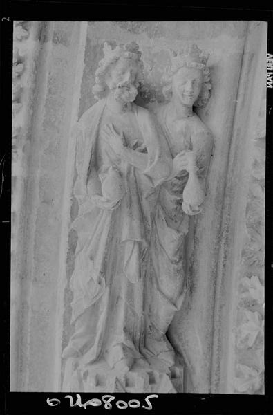 Façade ouest, portail sud : statues de rois