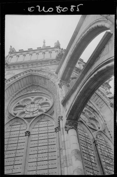 Façade sud : arc-boutant