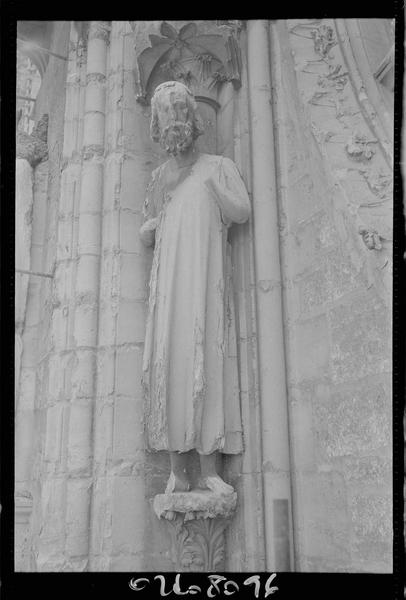 Transept nord : statue d'Adam