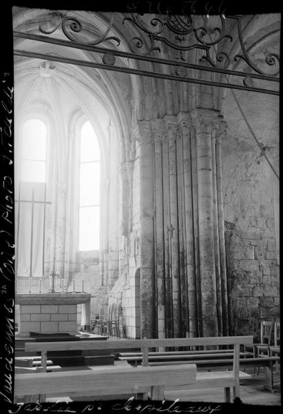 Intérieur : une chapelle