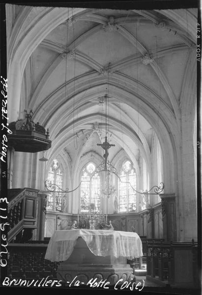 Intérieur : le choeur