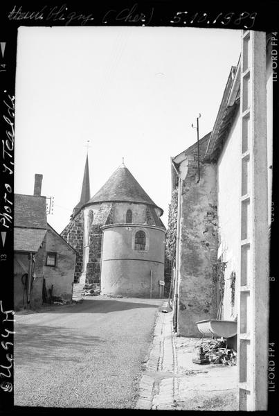 Abside depuis une rue