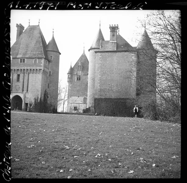 Châtelet d'entrée et logis