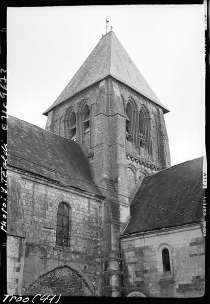 Façade sud : transept et clocher