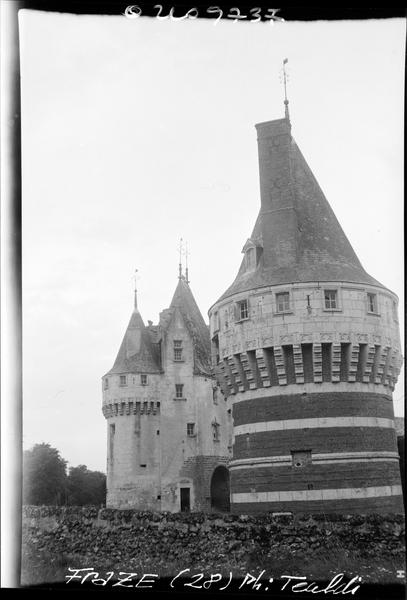 Châtelet d'entrée