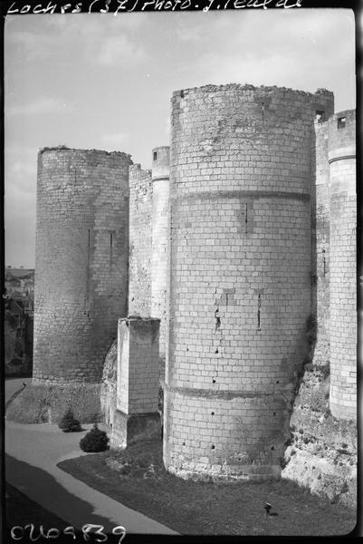 Tours de l'enceinte sud du vieux château