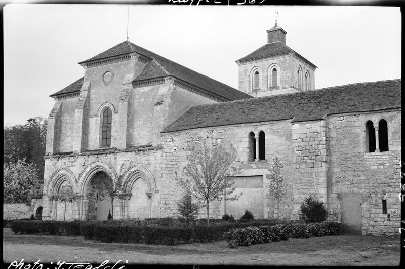 Façade ouest de l'église