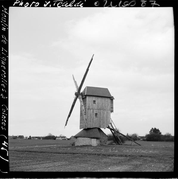 Vue d'ensemble du moulin à vent