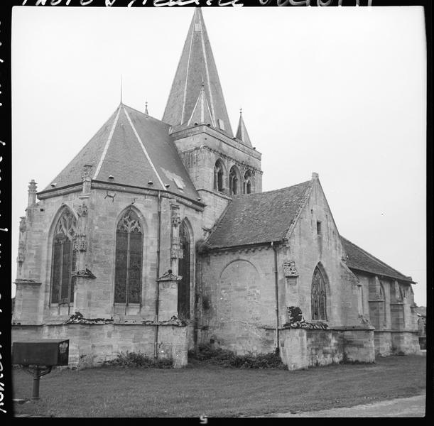 Ensemble nord-est et clocher