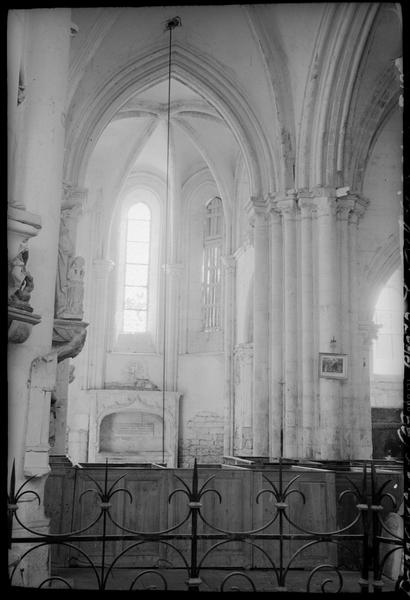 Intérieur : le choeur