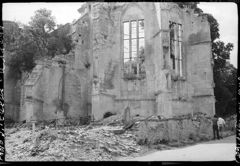 Façade en ruines