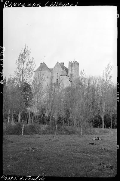 Ensemble depuis une prairie