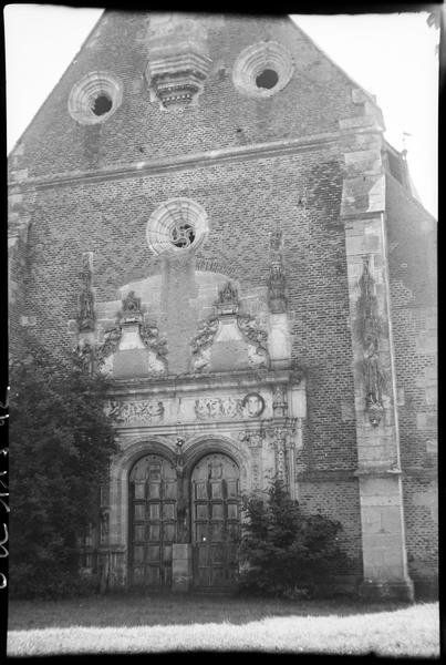 Chapelle : façade ouest