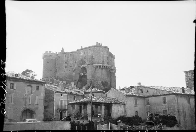 Ensemble depuis des maisons