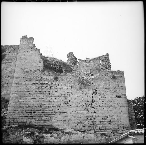 Enceinte en ruines